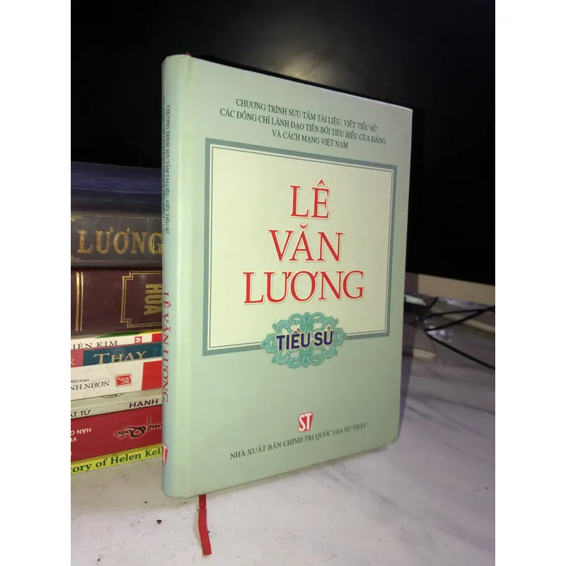 Lê Văn Lương - Tiểu sử 627063
