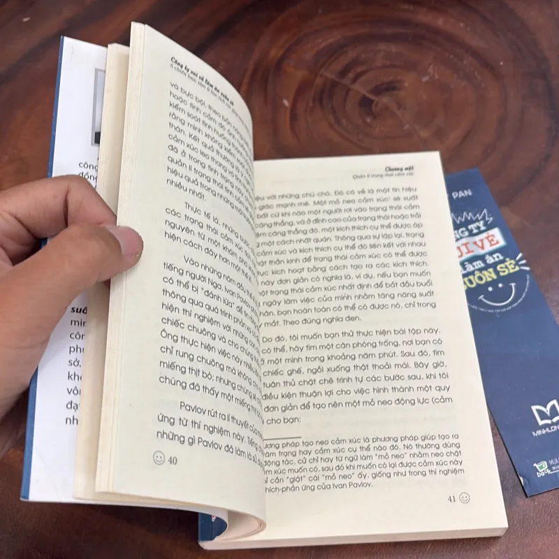 II Sách Kỹ Năng: Công Ty Vui Vẻ, Làm Ăn Suôn Sẻ - ANDY PAN - 2018 994491