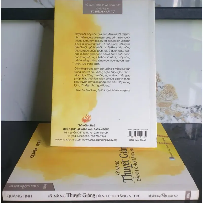 Sách Kỹ Năng Thuyết Giảng Dành Cho Tăng Ni Trẻ - Quảng Tịnh 641299