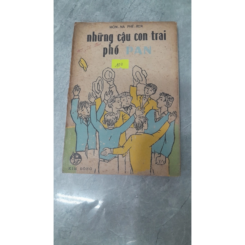 NHỮNG CẬU CON TRAI PHỐ PAN - MÔN - NA PHÊ - REN 205930