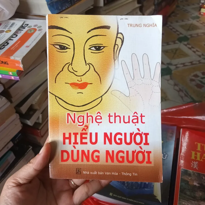 Nghệ Thuật Hiểu Người Dùng Người- Trung Nghĩa 702621