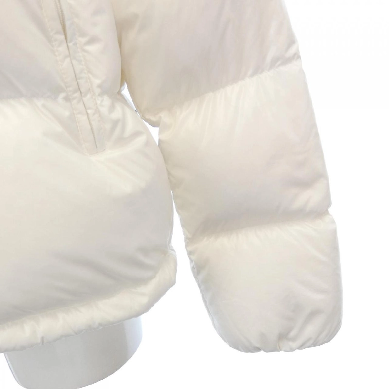 Áo khoác lông vũ MONCLER 636951