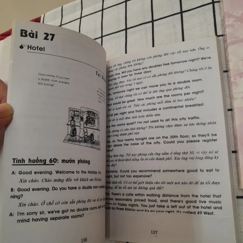 2 quyển tiếng anh Giao Tiếp và Phỏng vấn 591690