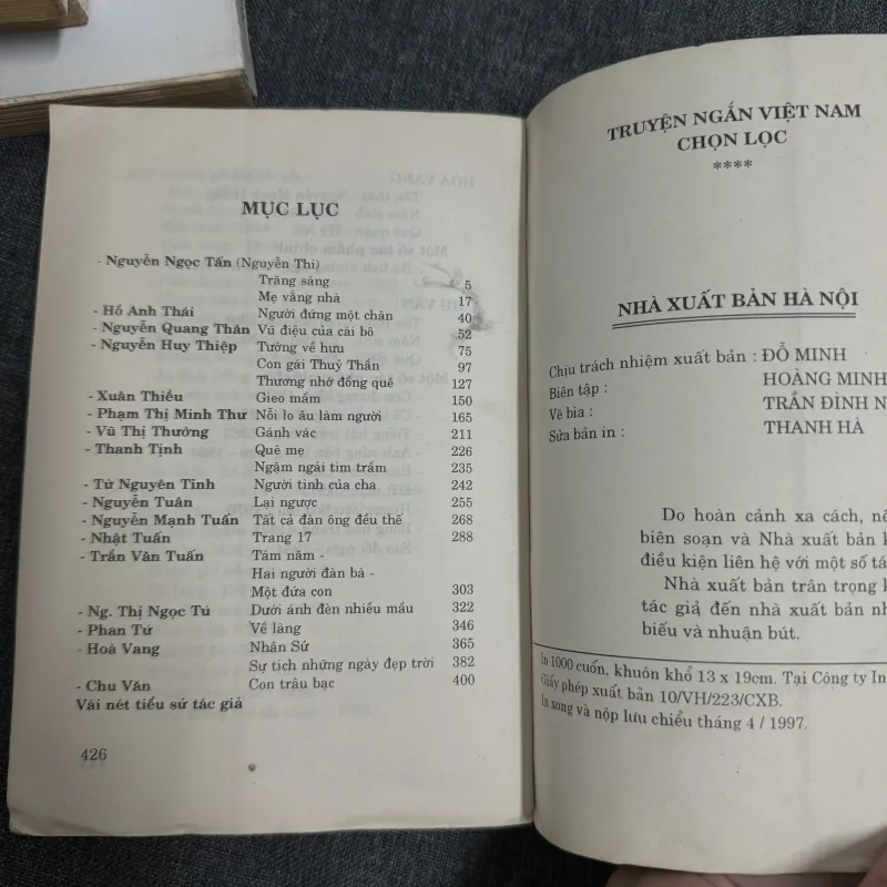 Truyện ngắn Việt Nam chọn lọc - Trần Mạnh Thường, Xuân Tùng biên soạn (bộ 4 tập) 751763
