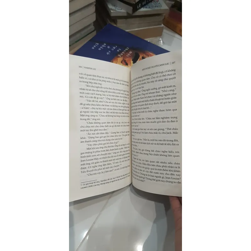 "Hãy Đi Đặt Người Canh Gác" của Harper Lee 👣 691563