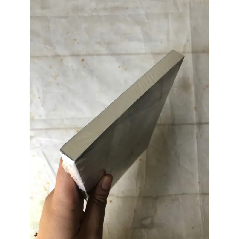 Mắt Đá - Otsuichi 735831