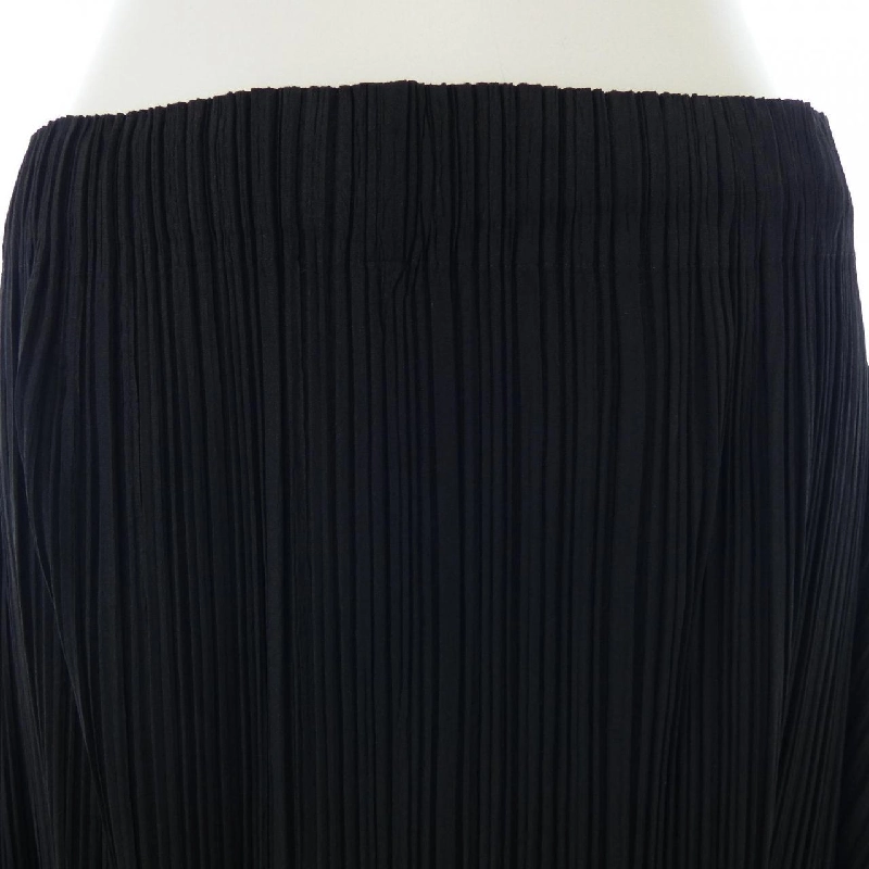 Váy ISSEY MIYAKE IM42FG243 648419