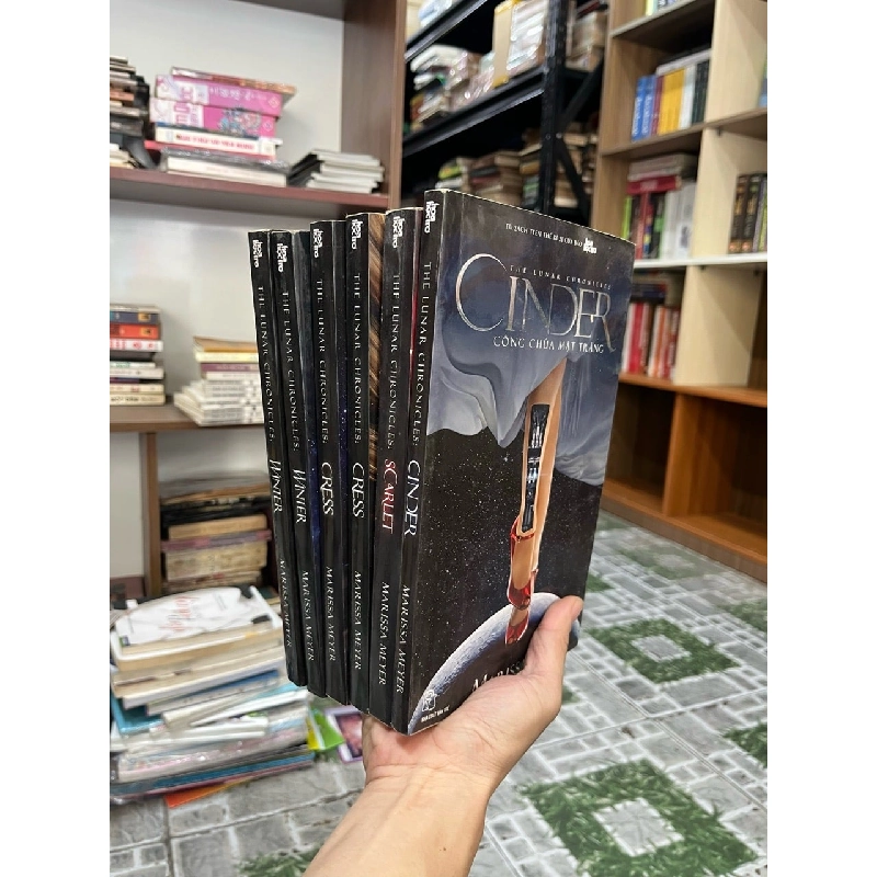 Công chúa Mặt Trăng  - Marissa Meyer (Thanh Nga dịch) 528067