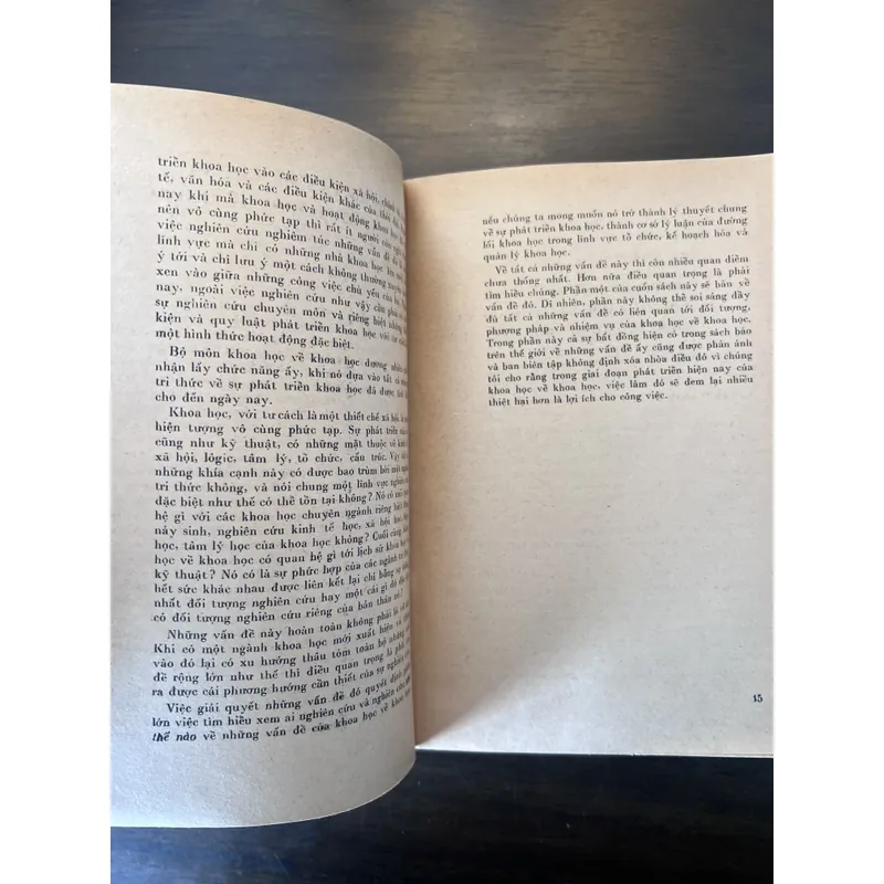 📖 Khái lược về lịch sử và lý luận phát triển khoa học (xb 1975) 674228