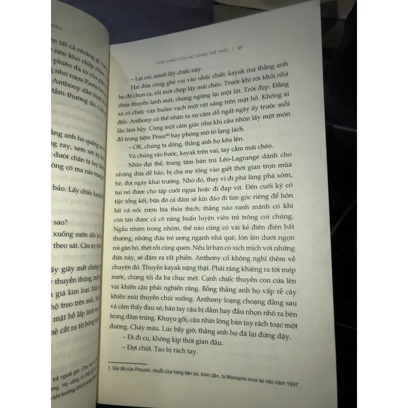 Con cháu của họ cũng thế thôi - Nicolas Mathieu 1020912