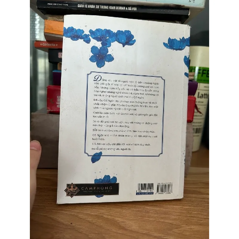 Bình hoa- Khôn Ỷ Nguy Lâu 702161