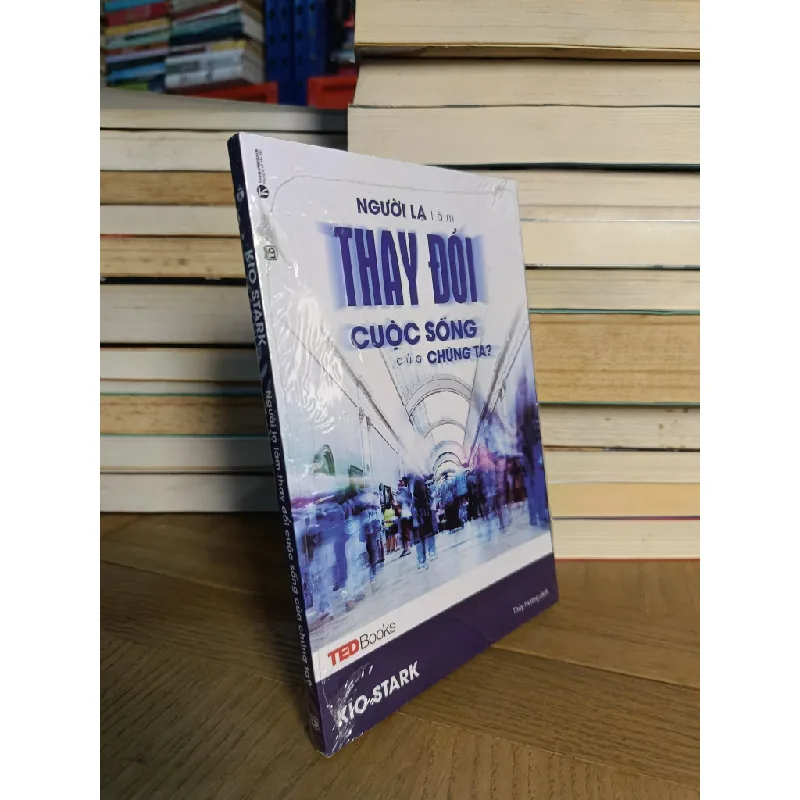 Người lạ làm thay đổi cuộc sống của chúng ta - Kio Stark 345280