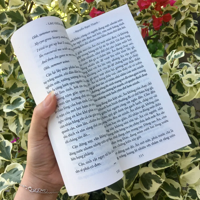 Lạc giữa niềm đau Nguyễn Ngọc Thạch 977867