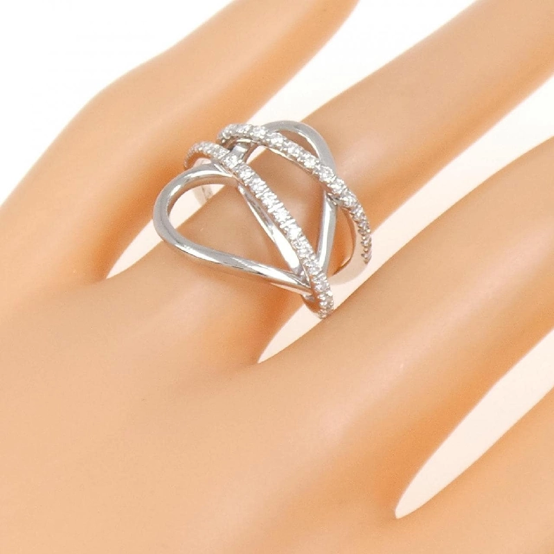 Nhẫn kim cương hình trái tim K18WG 0.30CT 670932