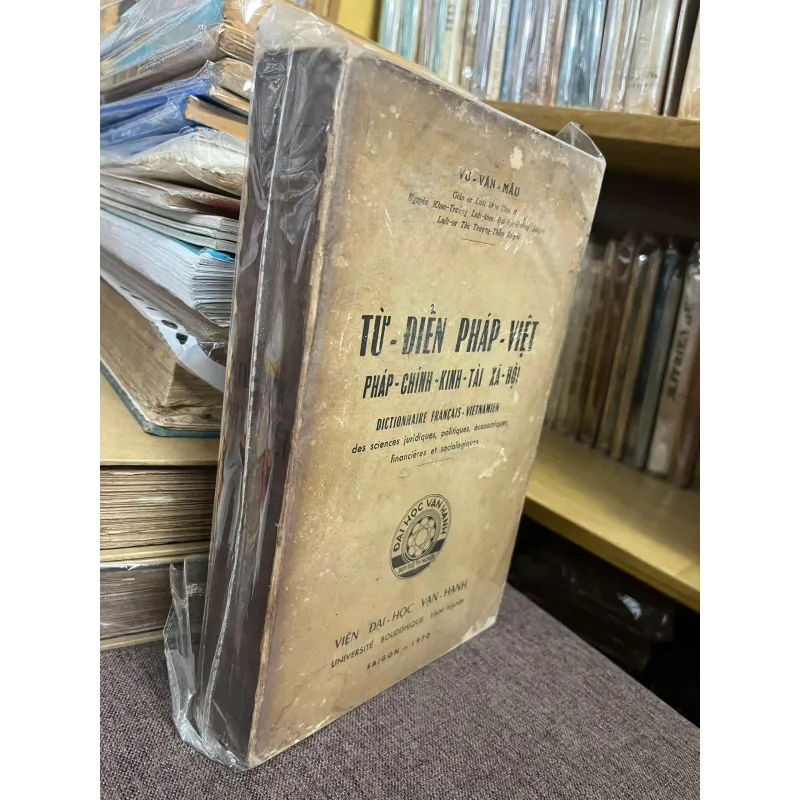 Từ-Điển Pháp-Việt (Pháp-Chính-Kinh-Tài Xã-Hội) - Vũ-Văn-Mẫu 798774
