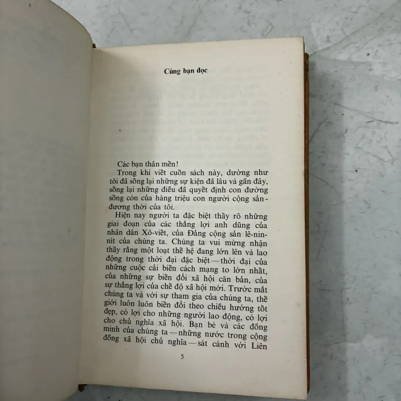 L.I Brê giơ nép Hồi ký 1024596