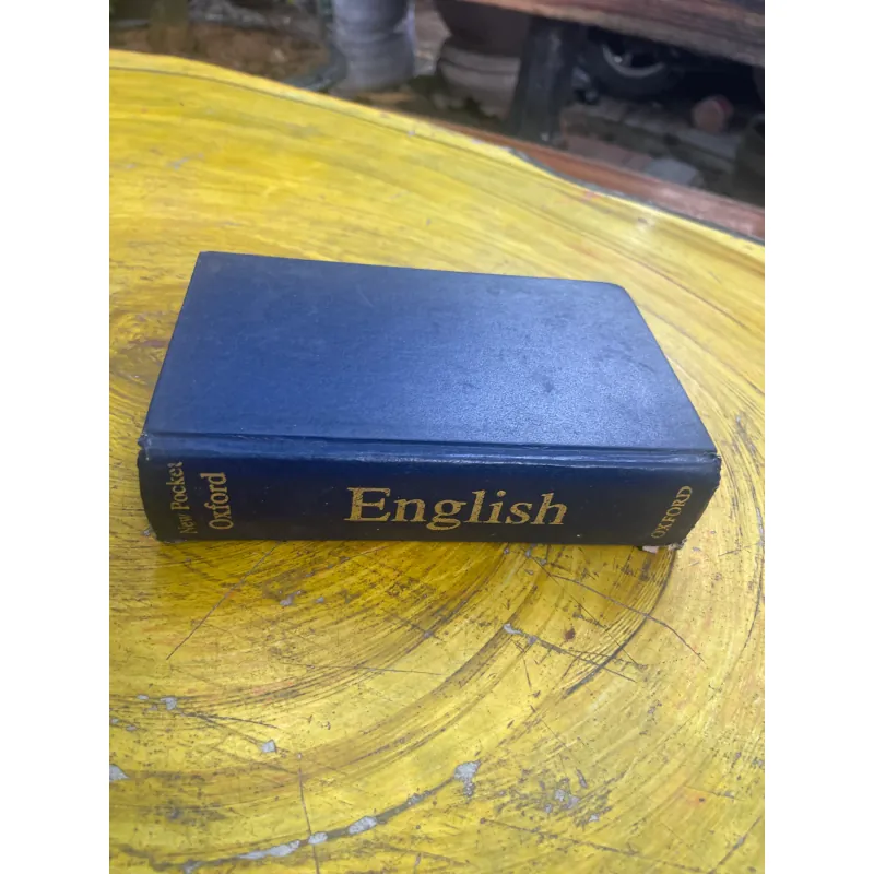 THE NEW POCKET OXFORD DICTIONARY 731925