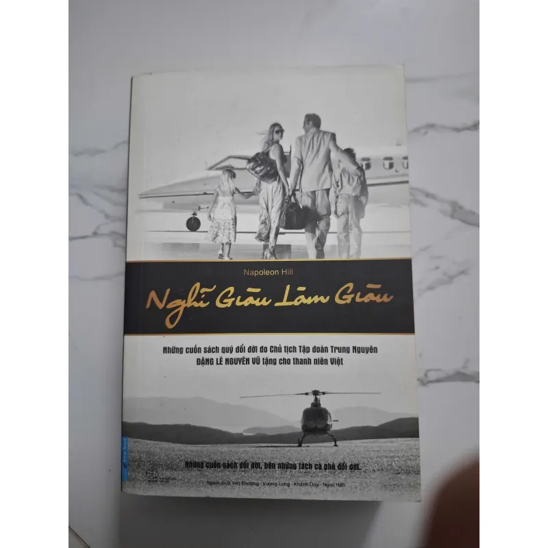 Nghĩ giàu làm giàu – Napoleon Hill 758927