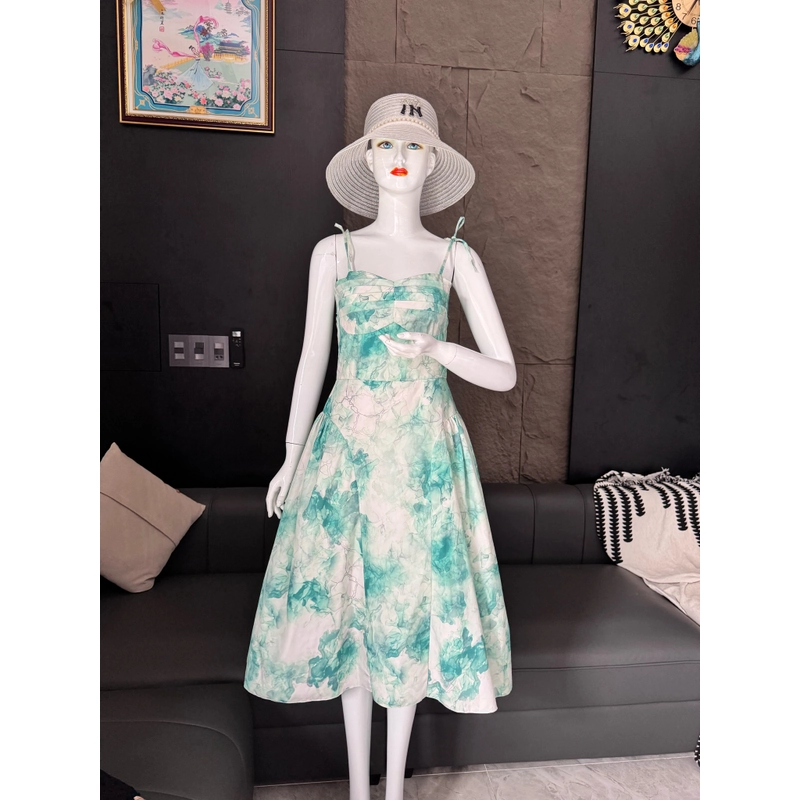 Đầm hoa hai dây tùng xanh rất mới  463156