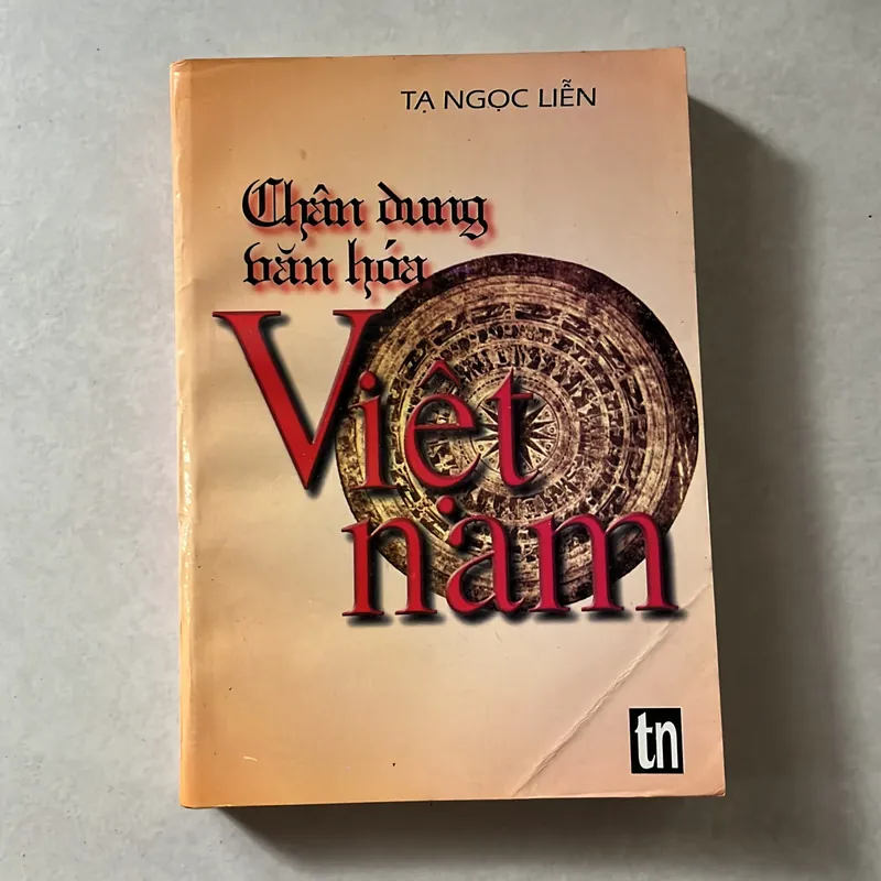 Chân dung văn hoá Việt Nam (Tập 1) - Tạ Ngọc Liễn - 1998s 561390