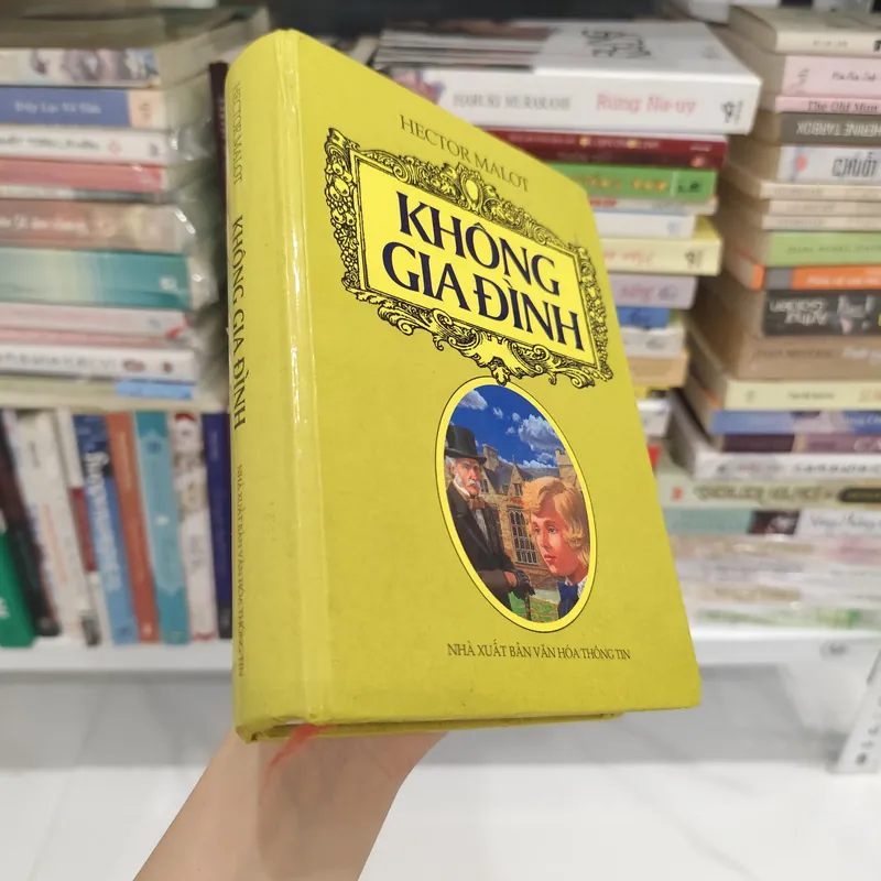 Không gia đình - bìa cứng 562771