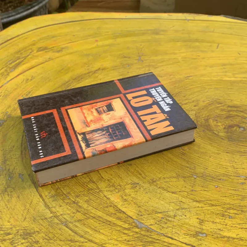 TUYỂN TẬP TRUYỆN NGẮN LỖ TẤN  782477