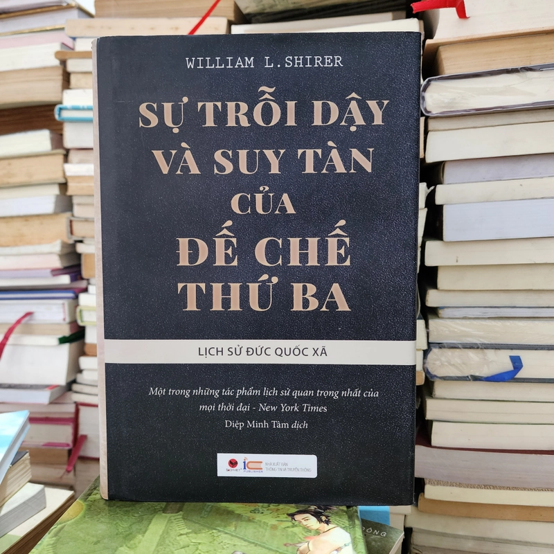 Sự trỗi dậy và suy tàn của Đế chế thứ ba 411655