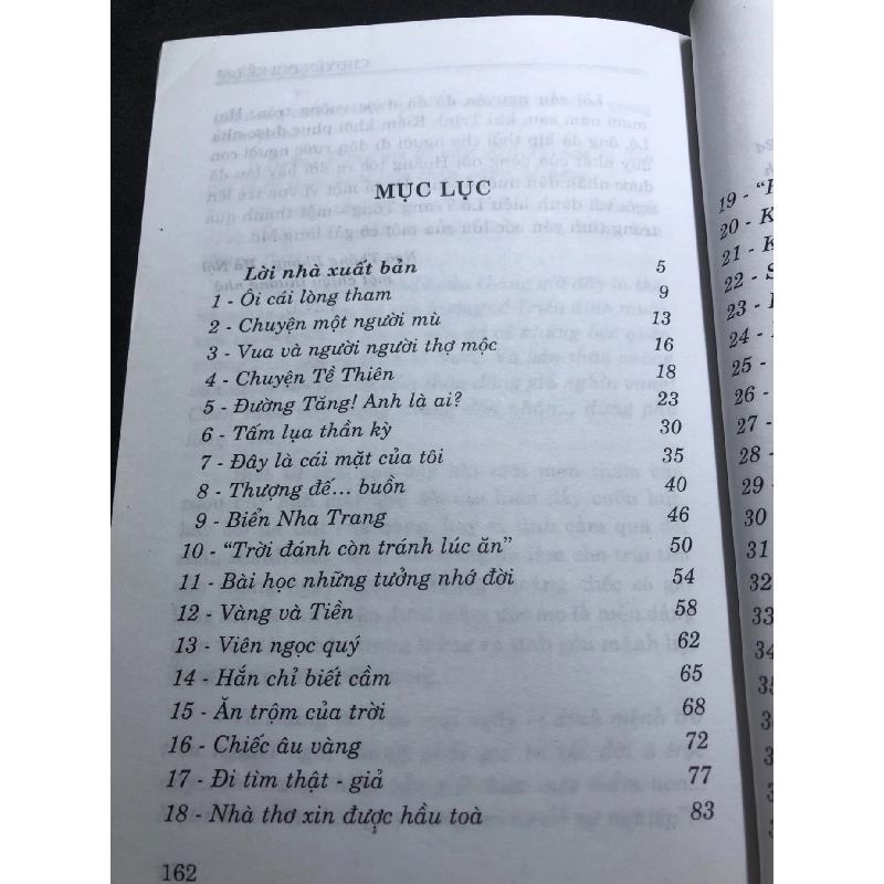 Chuyện đời kể lại 2005 mới 70% ố bẩn nhẹ Trần Ngọc Lân HPB0906 SÁCH VĂN HỌC 915314