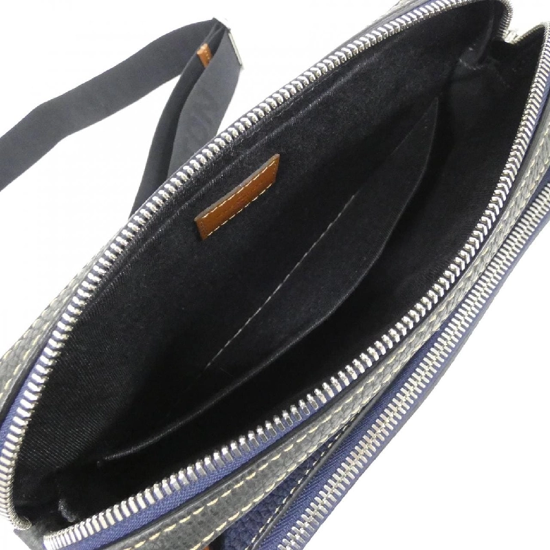 Túi đeo chéo Louis Vuitton Trillon Trio M21544 611027