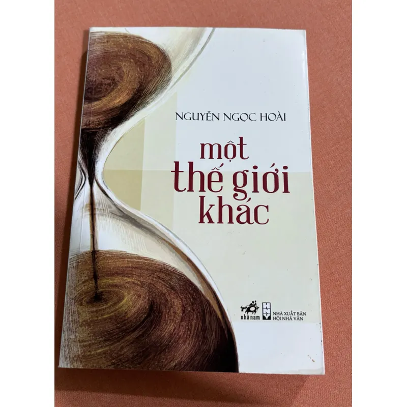 Một thế giới khác 🌊 680124