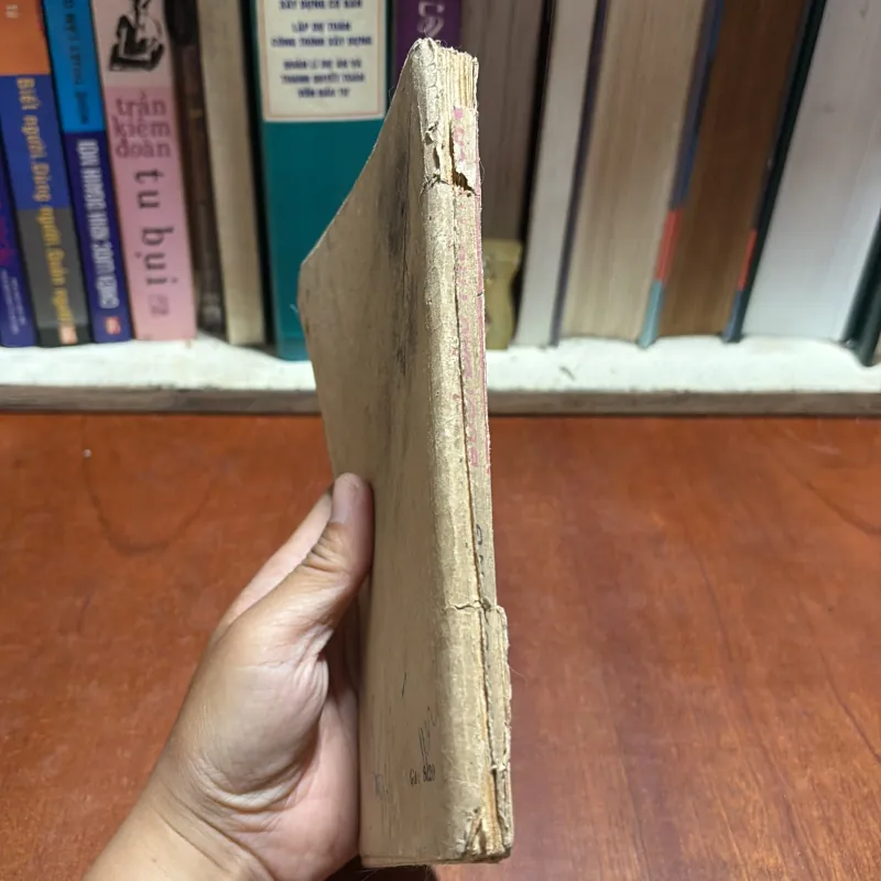 [Sách 8x] - II Sưu Tầm: Buổi Đầu Thử Thách - Đào Phương - 1983 934722