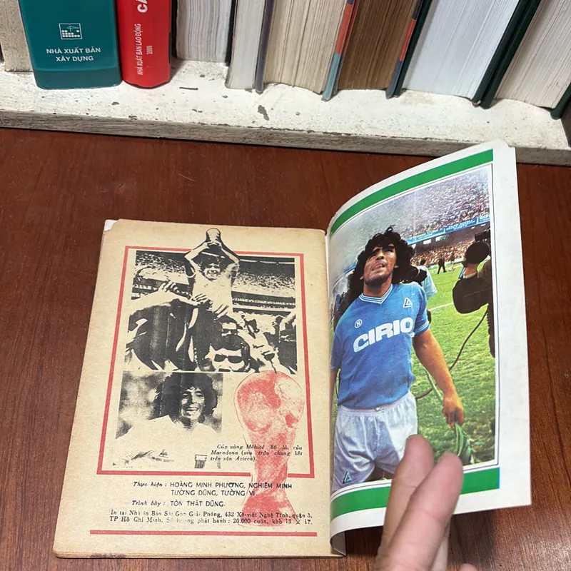 II Tạp Chí Bóng Đá: MARADONA _ Quả Bóng Vàng _ Cúp Thế Giới 86 (Tập 1) - 1986 738186