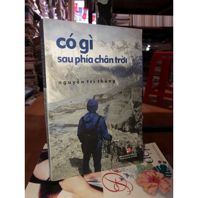 Có gì sau phía chân trời - Nguyễn Trí Thông 1028157