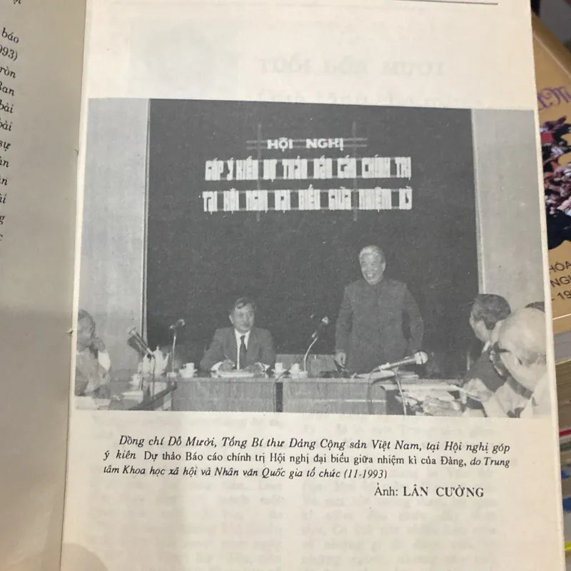 CHO CÂY ĐỜI THÊM XANH, Ấn phẩm kỉ niệm 40 năm thành lập TTKHXHNVQG (XB 1993) 760223