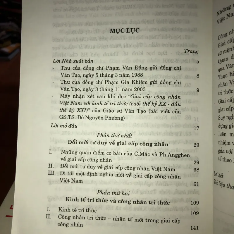 Đổi mới tư duy về giai cấp công nhân - Kinh tế tri thức và công nhân tri thức  758247