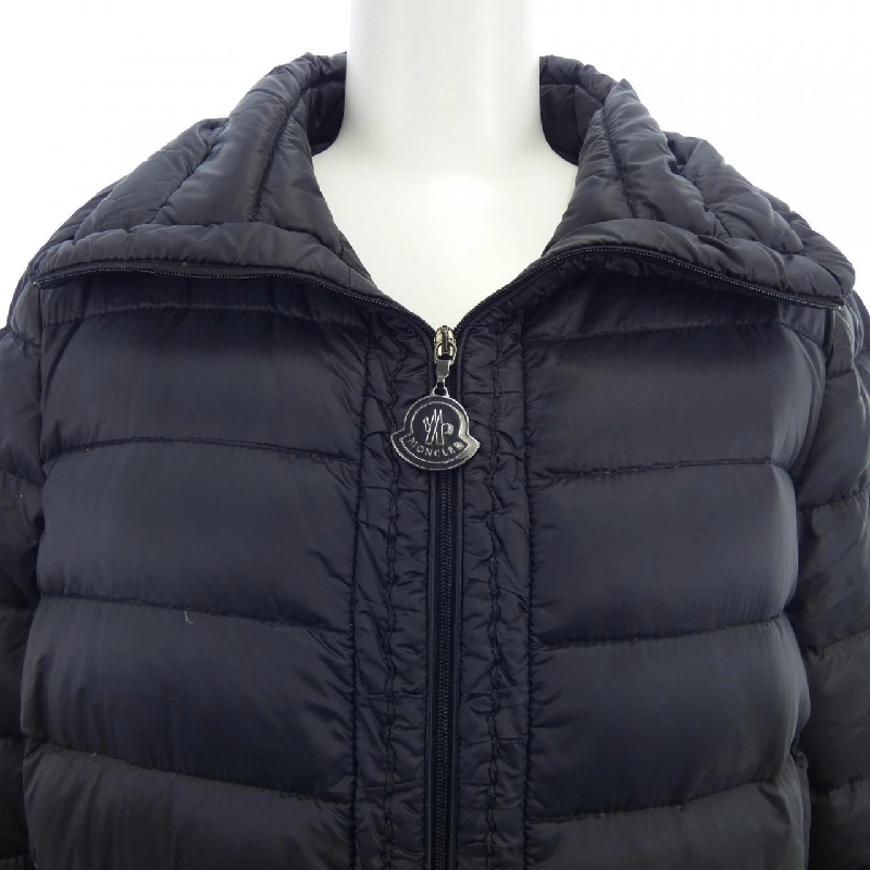 Áo khoác lông vũ MONCLER 638917
