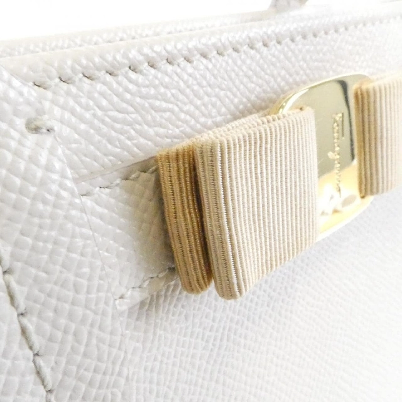 Túi xách Salvatore Ferragamo 21 I082 - Hàng hiệu Chính hãng 770469