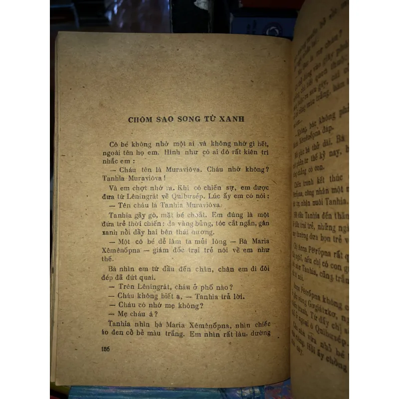 Nửa đời nhìn lại - Iuri Tơrifônôp Lutmila Uvarôva 977183