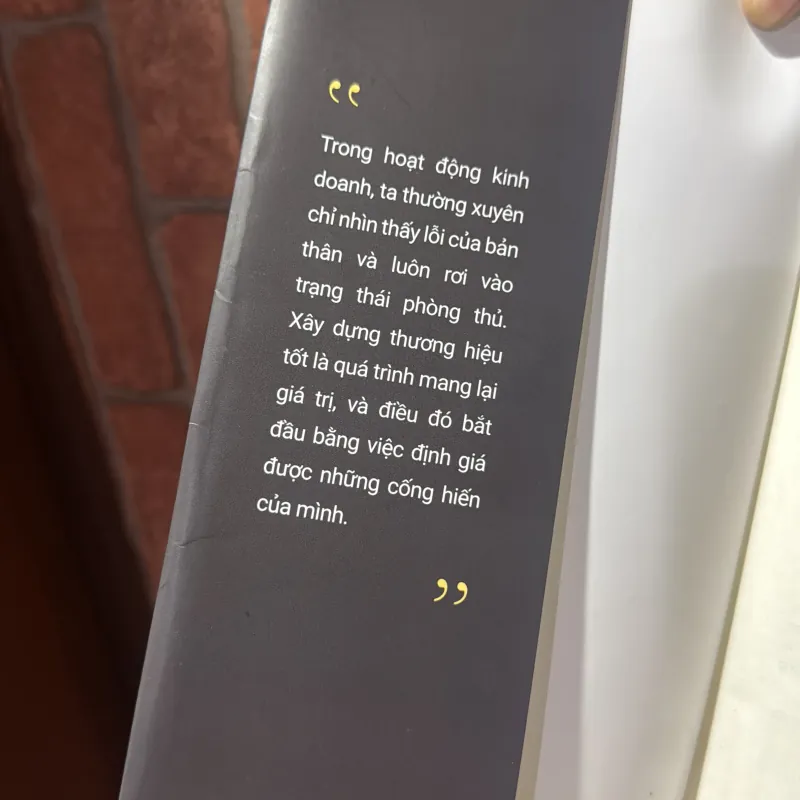 Sách Unbranding 1021199