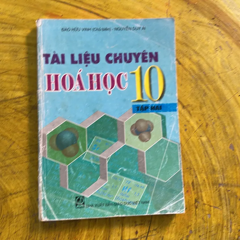 TÀI LIỆU CHUYÊN HOÁ 10,11,12 ba cuốn 937094