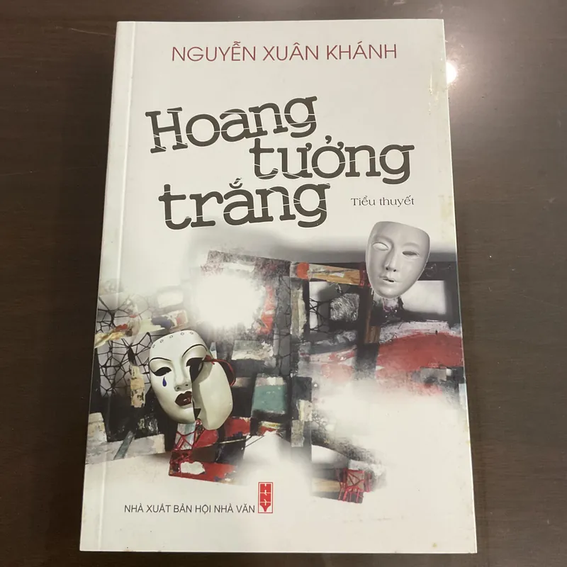 [HIỆN THỰC] Hoang tưởng trắng - Nguyễn Xuân Khánh 721078