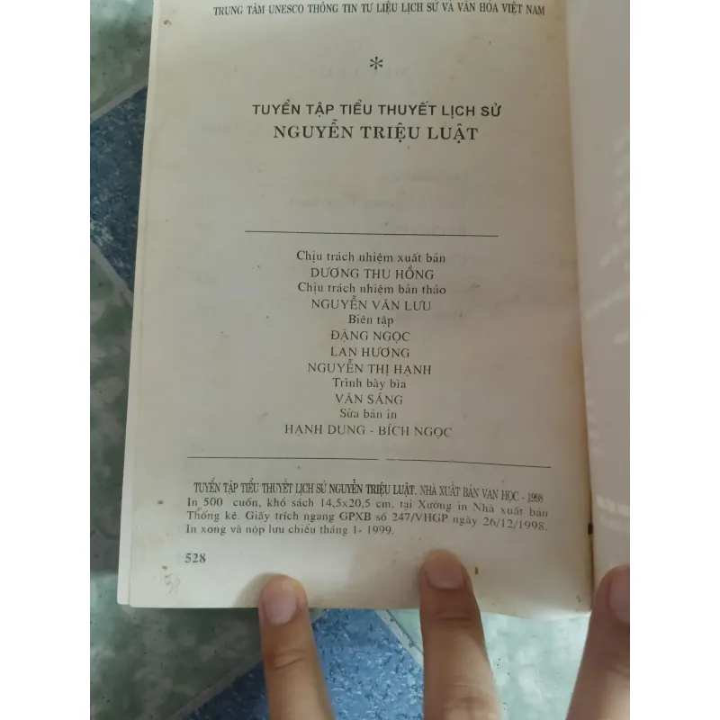 Tuyển tập tiểu thuyết lịch sử Nguyễn Triệu Luật 689430