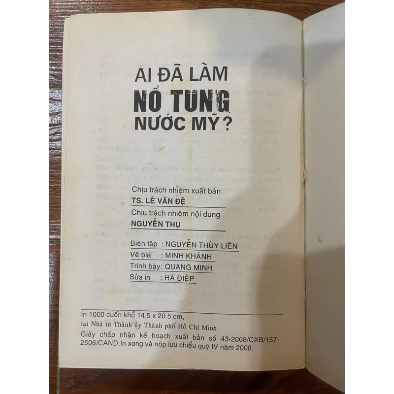 Ai đã làm nổ tung nước Mỹ - Leonid Mlechin  (k4) 455666