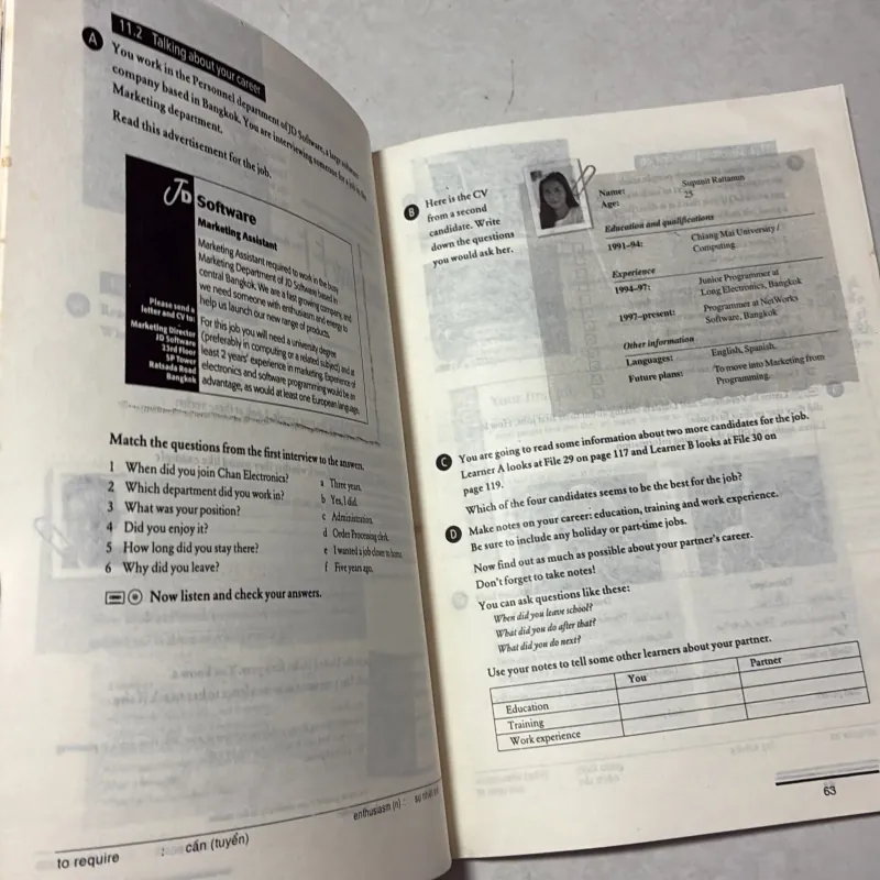 Getting Ahead: A communication Skills Course for Business English 995761