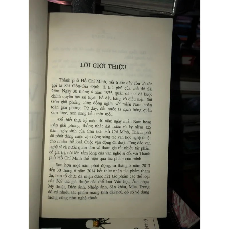 Vùng trắng - Lam Giang 1003430