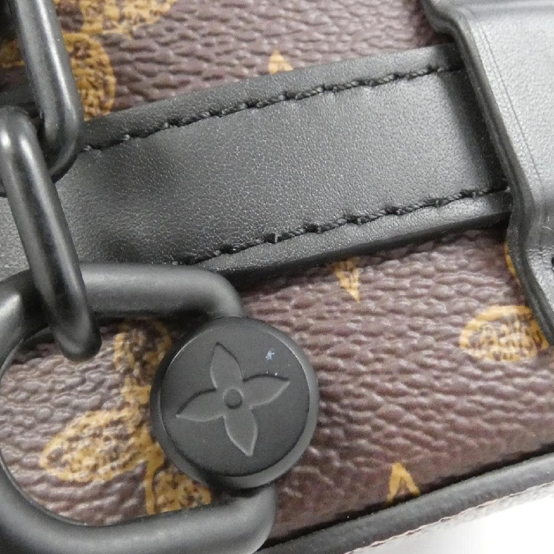 Túi xách vai Louis Vuitton Monogram (N°7) Wheel Box M59706 609863