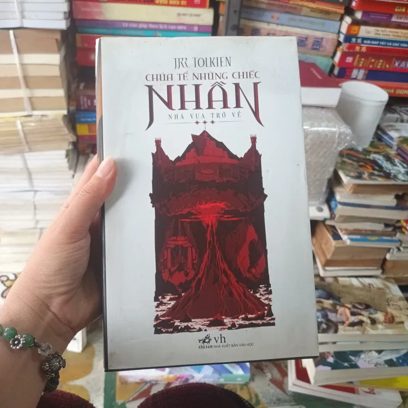 Chúa tể những chiếc nhẫn- J.R.R.Tolkien 791721