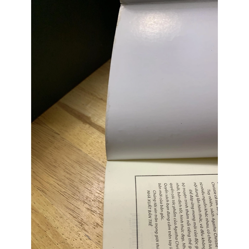 Năm Chú Heo Con - Agatha Christie 542201