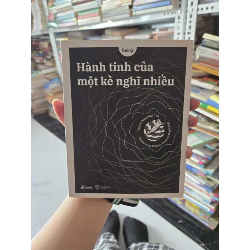 hành tinh của một kẻ nghĩ nhiều 1009089