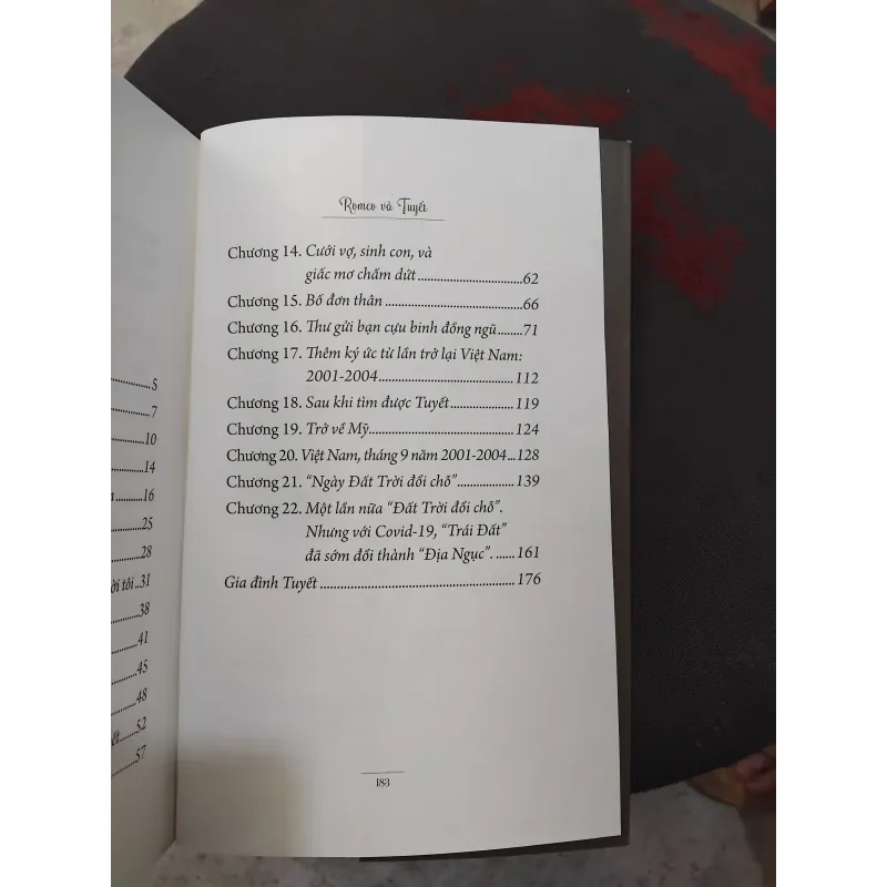 Romeo và Tuyết tự truyện của Jerry White 1000247